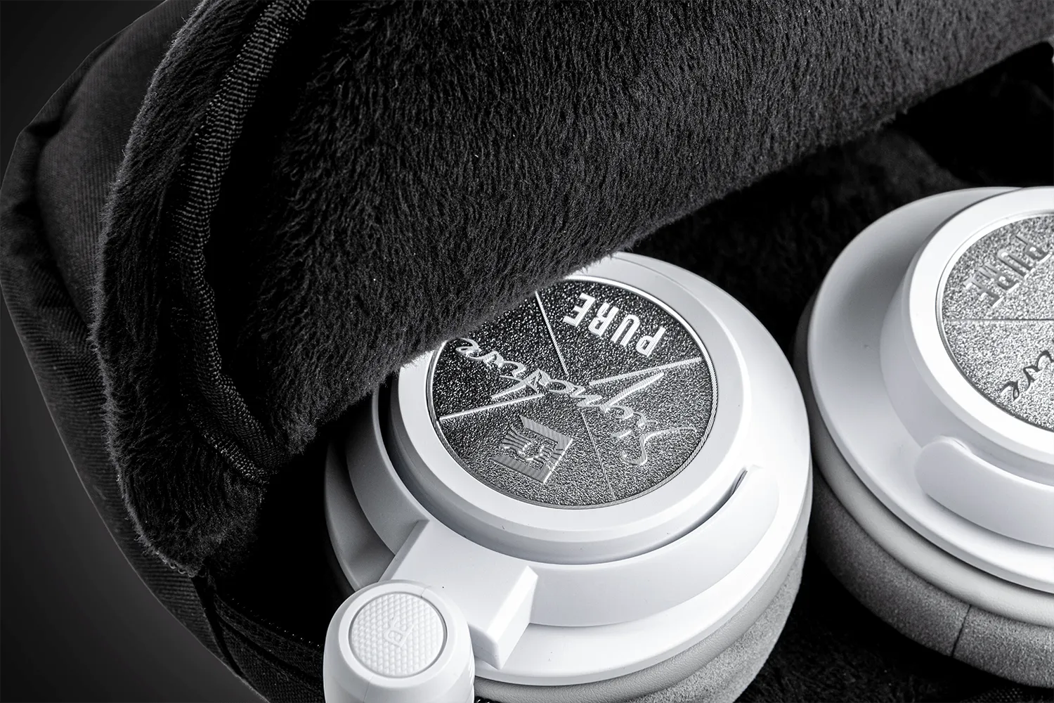 Ultrasone Signature Pure White casque fermé blanc
