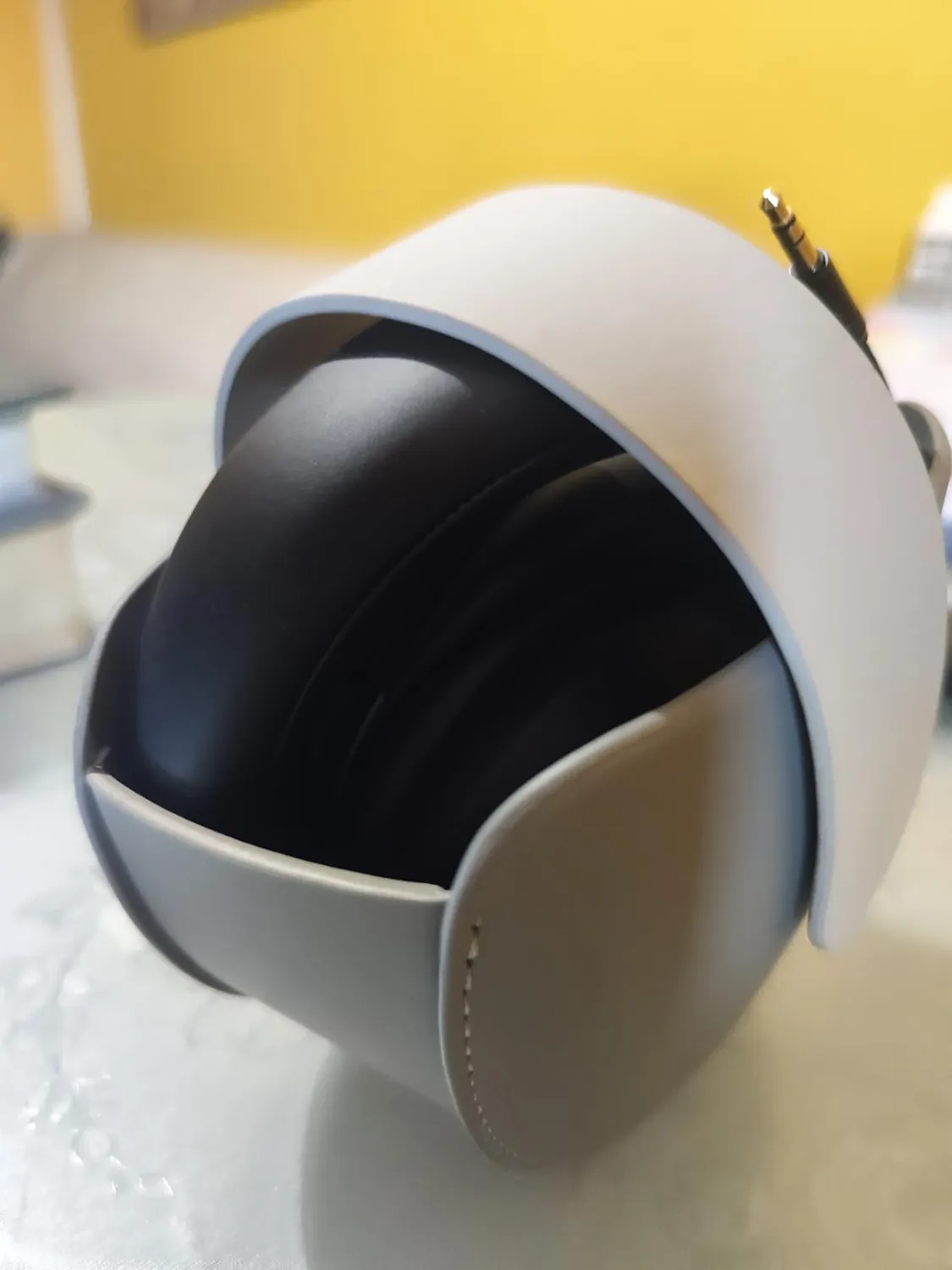 soundcore Space One Pro étui casque gris voyage