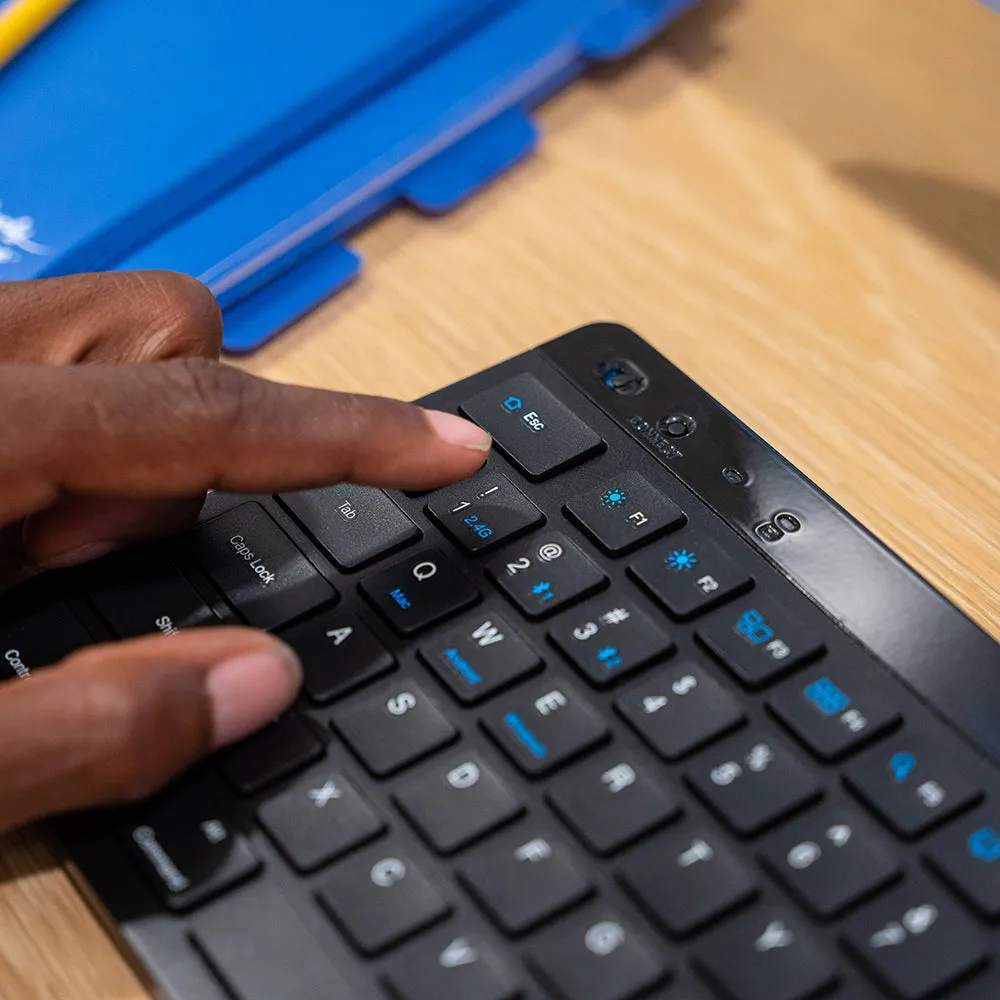 JLab JBuds clavier sans fil noir 95 touches multimédia