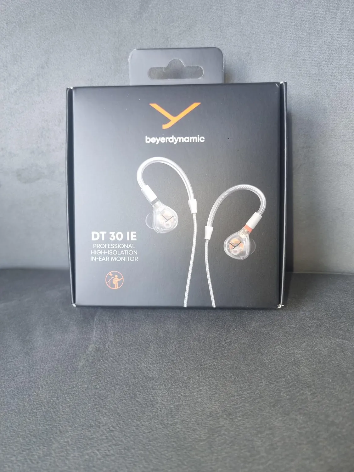 beyerdynamic DT 30 IE moniteur intra-auriculaire scène