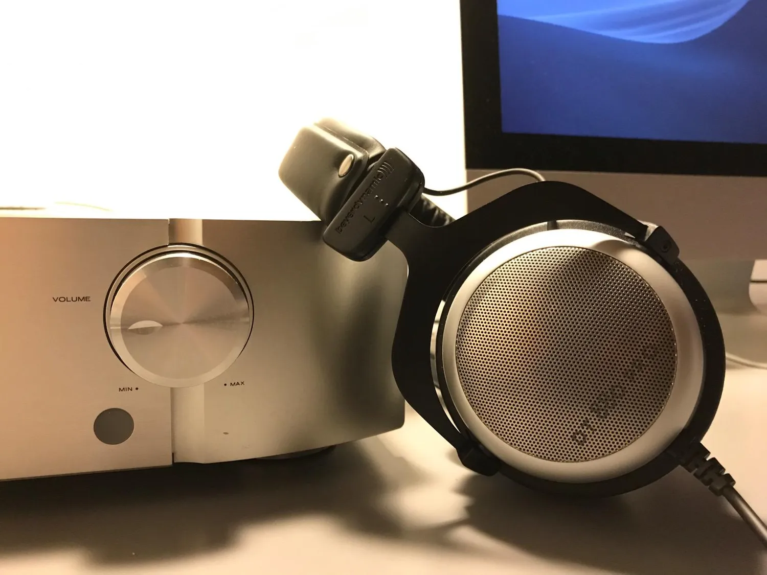 beyerdynamic DT 880 PRO casque studio semi-ouvert 250 ohms gris