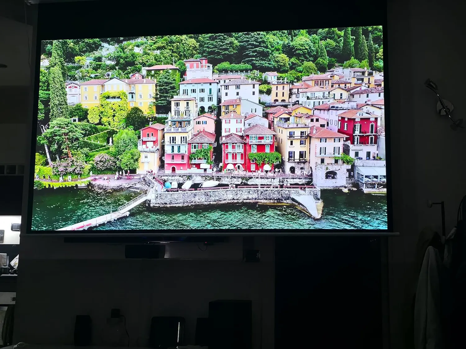 Nebula Cosmos 4K SE vidéoprojecteur intelligent 200" 1800lm