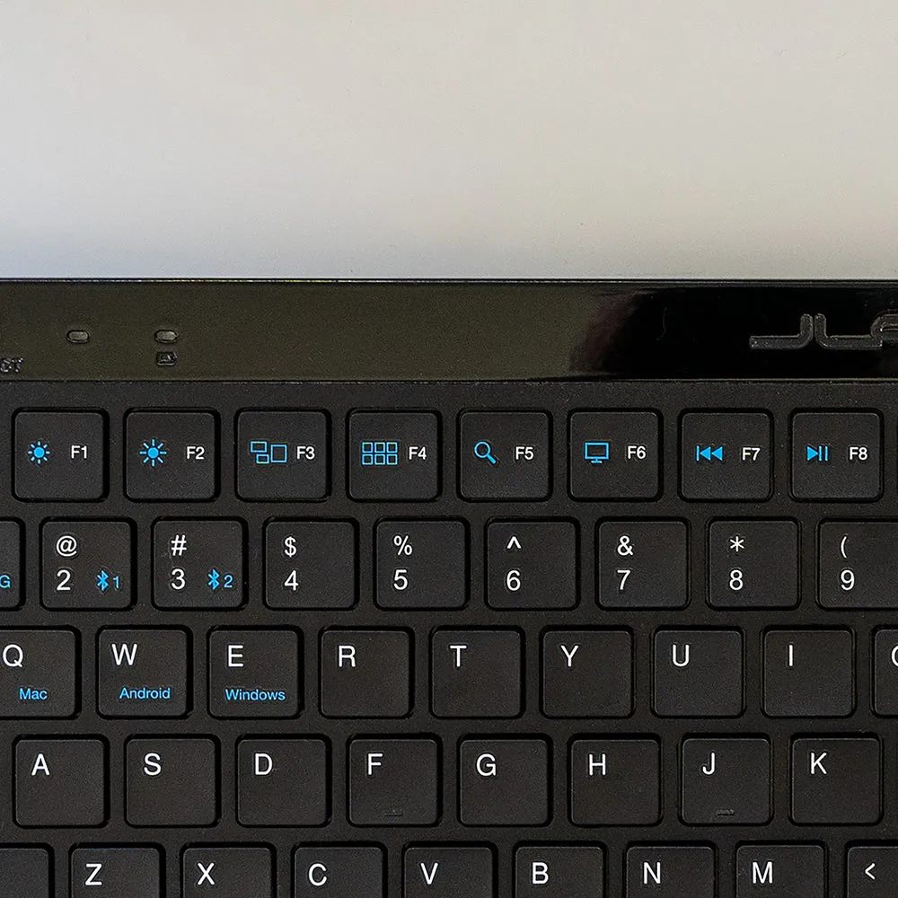 JLab JBuds clavier sans fil noir 95 touches multimédia