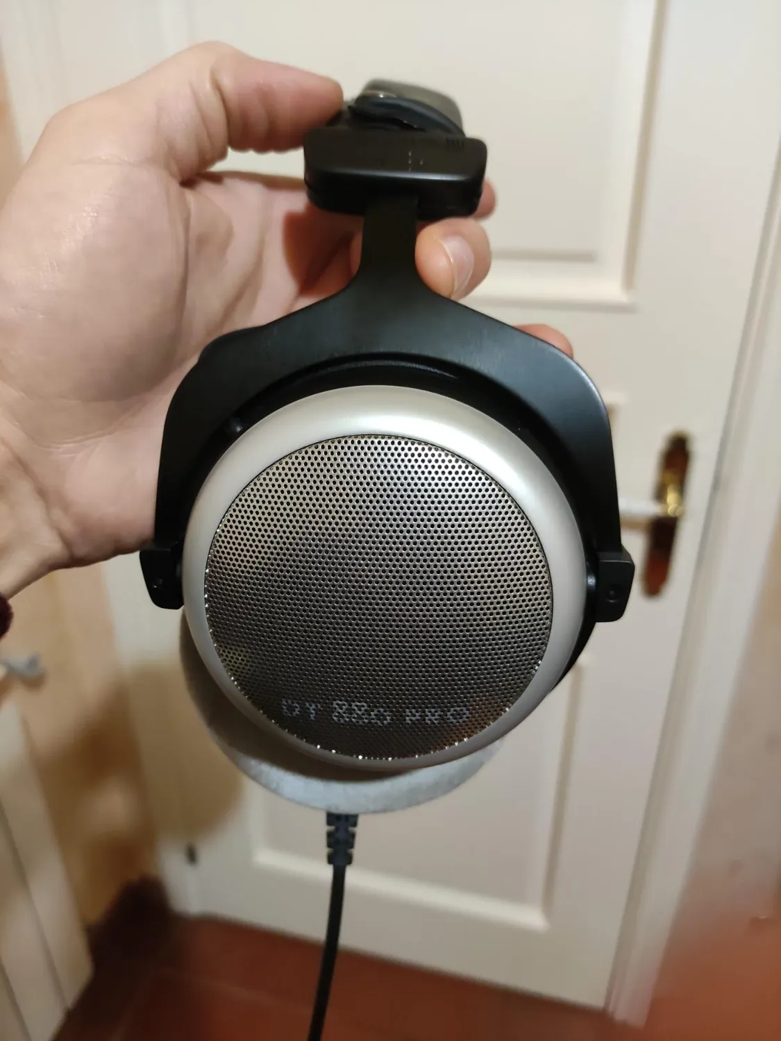 beyerdynamic DT 880 PRO casque studio semi-ouvert 250 ohms gris