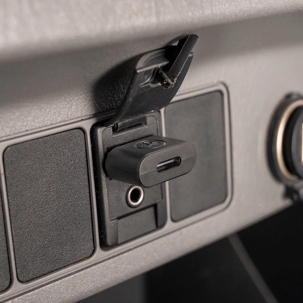 JLab Adaptateur USB-C vers USB-A accessoire noir compact