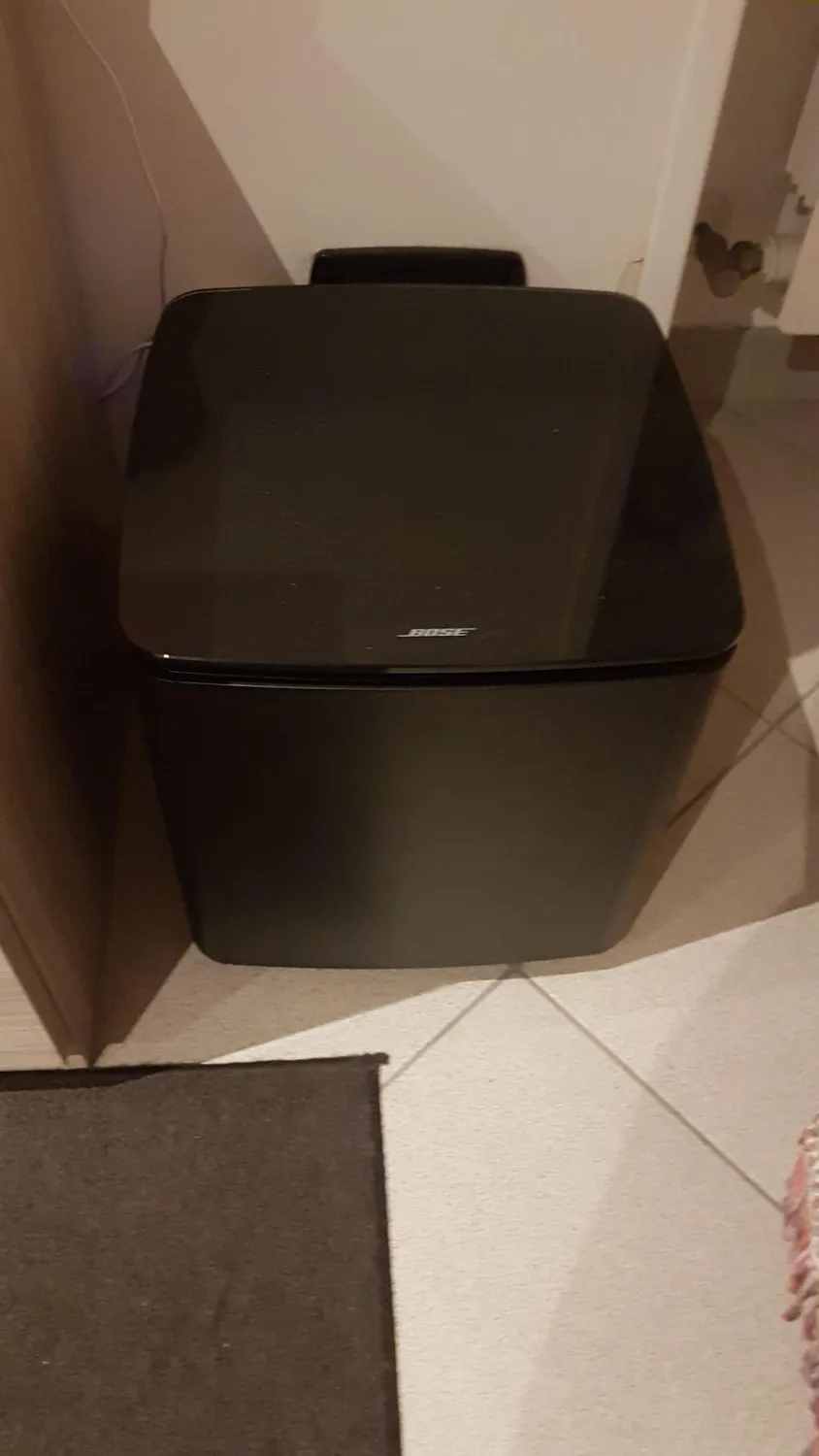 bose Bass Module 700 caisson basses sans fil noir compact