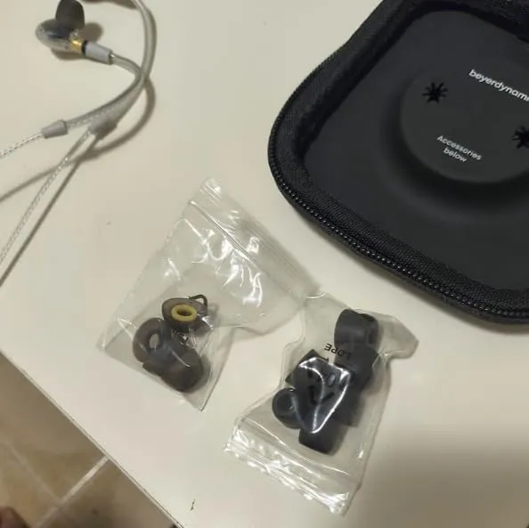 beyerdynamic DT 30 IE moniteur intra-auriculaire scène