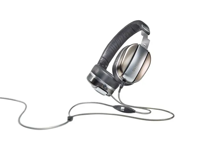 Ultrasone Edition M casque compact cuir ruthénium