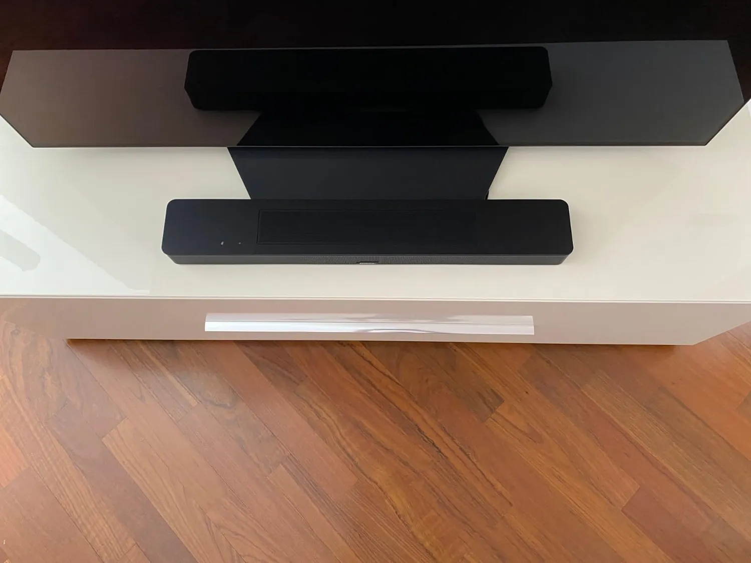 Bose Smart Soundbar Dolby Atmos barre de son noire Alexa