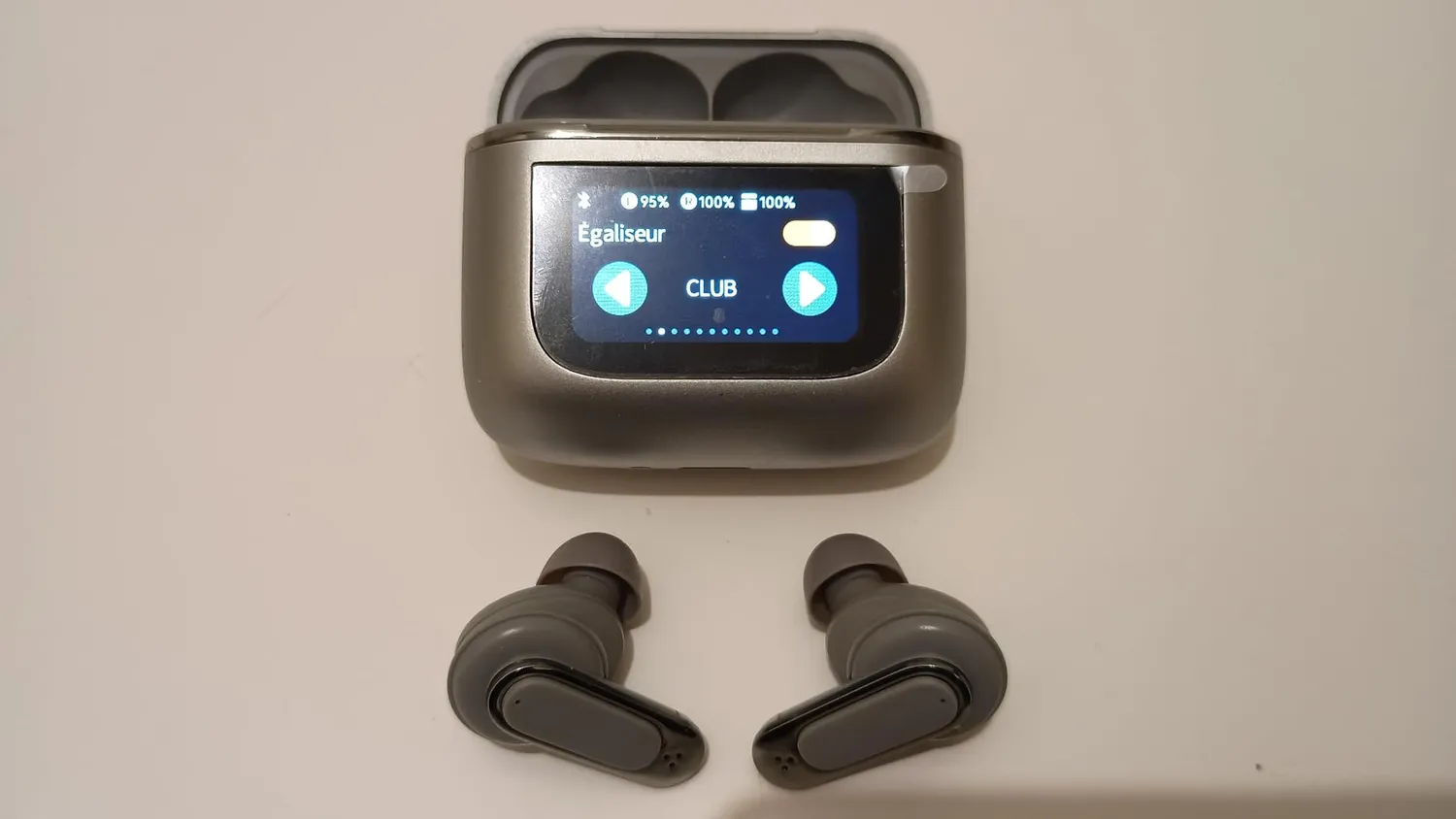 Soundswealth écouteurs sans fil gris Bluetooth 5.4 ANC
