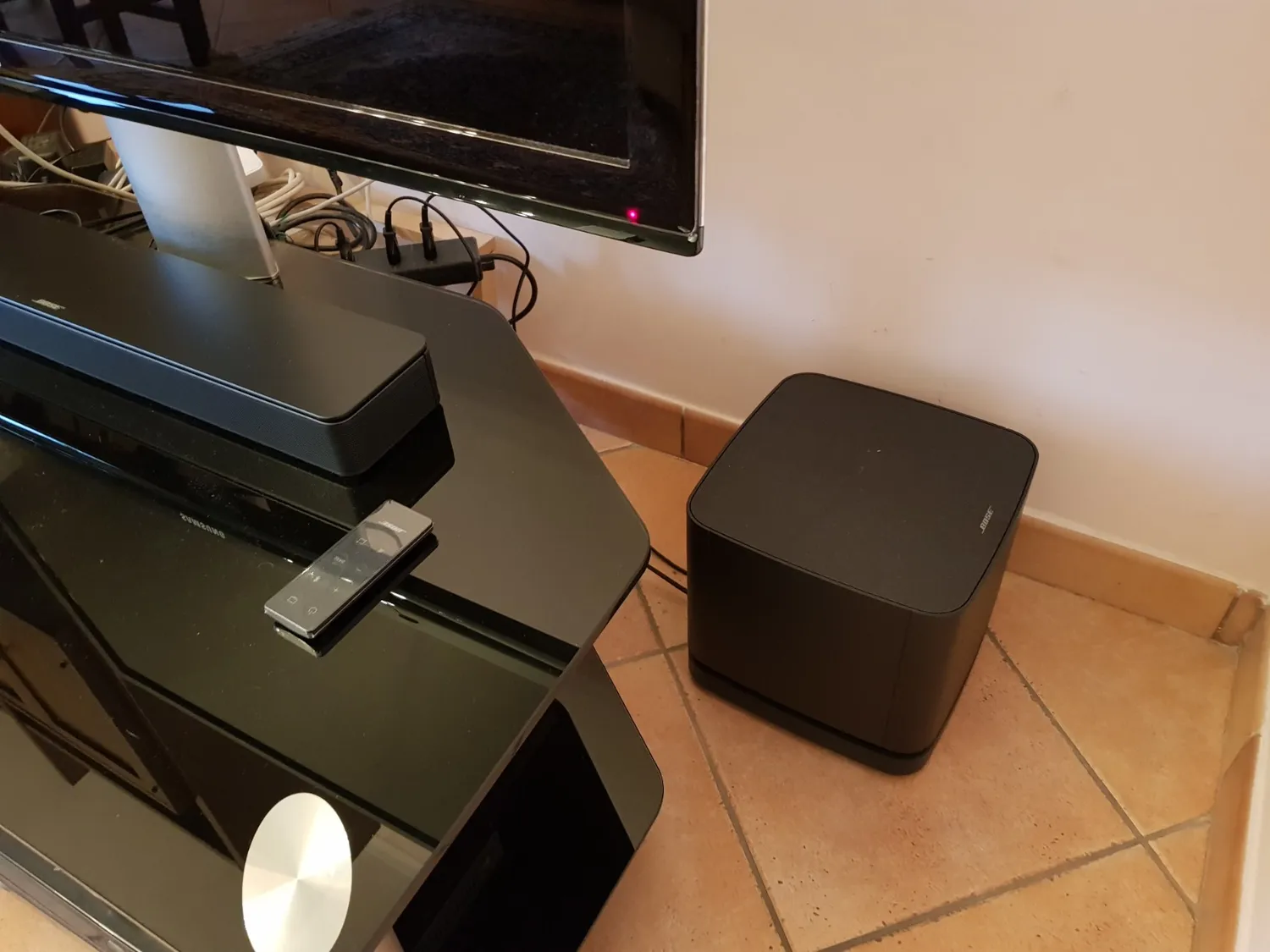 Bose TV Speaker barre de son Bluetooth dialogue