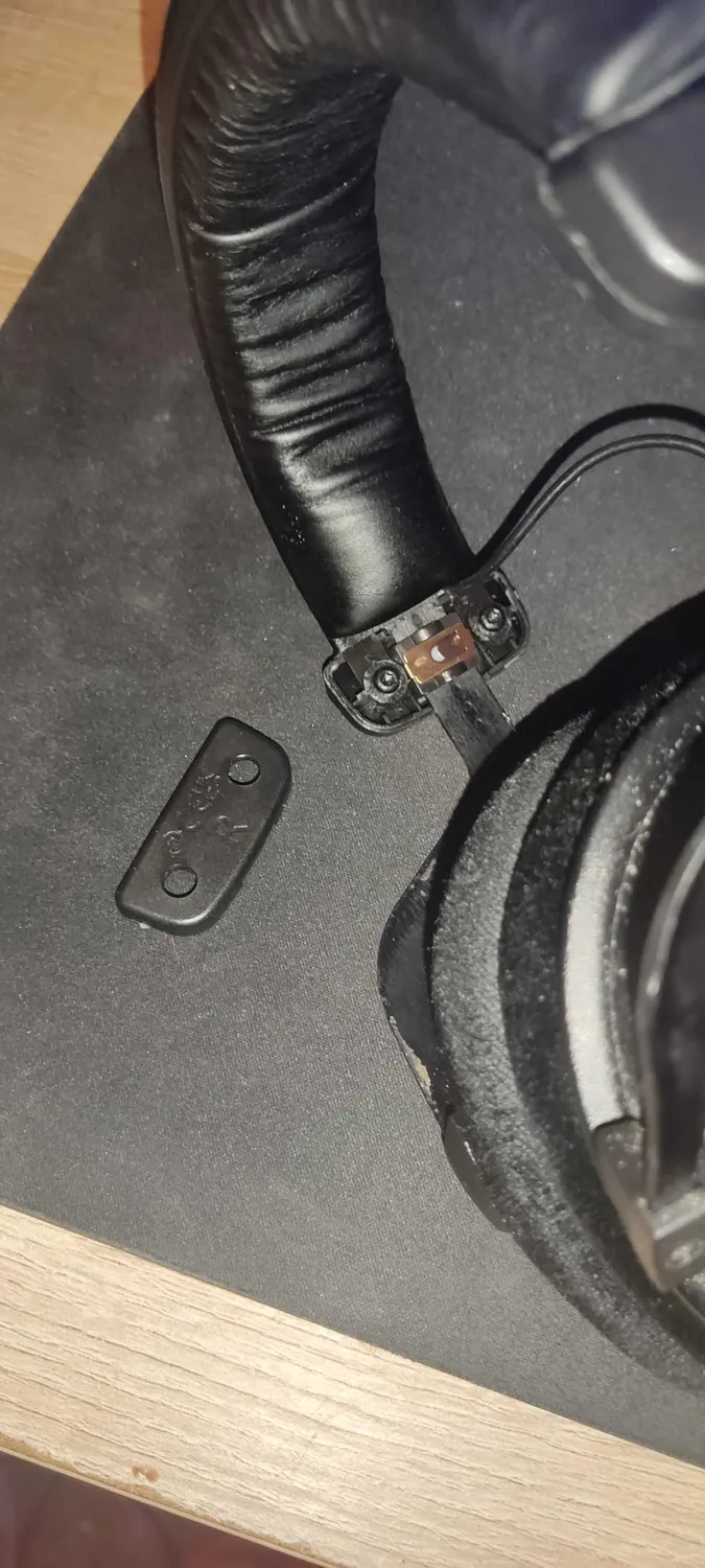 beyerdynamic DT 990 Pro casque studio 250 ohms noir ouvert