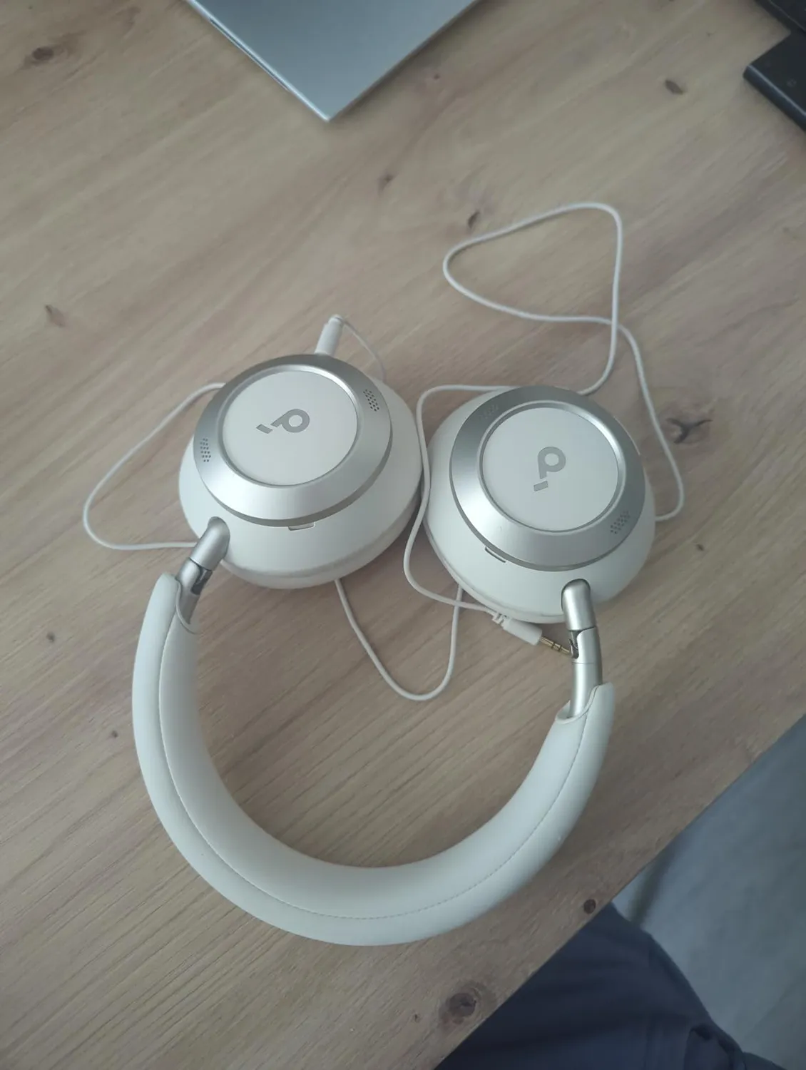 soundcore Space One Pro casque bluetooth blanc crème 60h