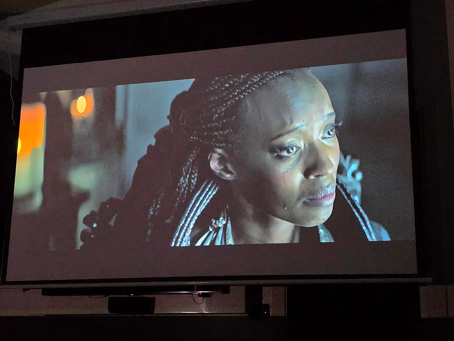 Nebula Cosmos 4K SE vidéoprojecteur intelligent 200" 1800lm
