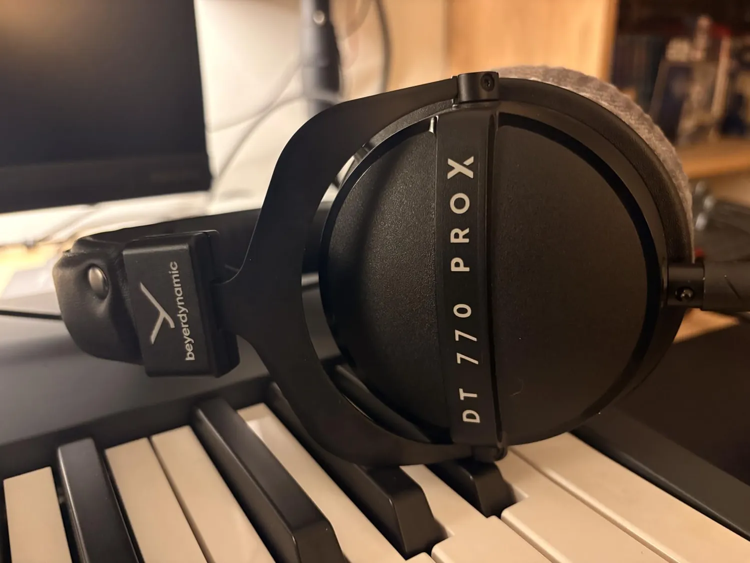 beyerdynamic DT 770 Pro X casque studio fermé 48 ohms